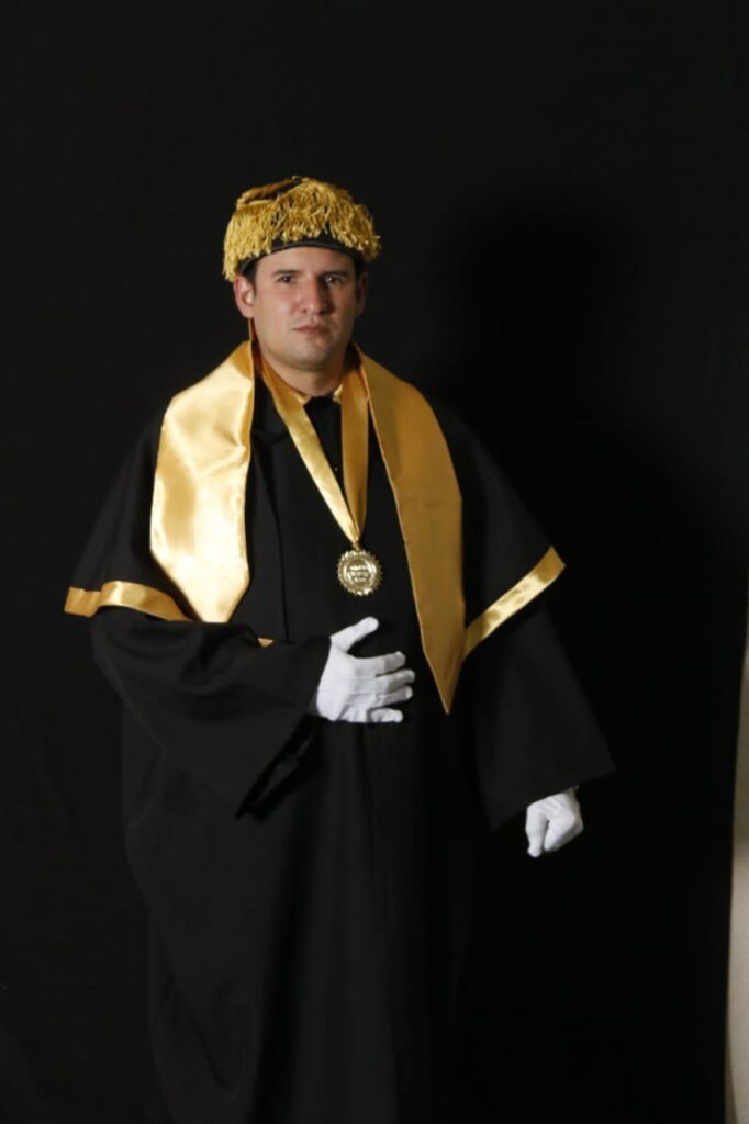 Dr. Rafael Huerta Ugalde